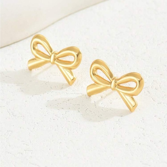 18k Gold Plated Stainless Steel Elegant Gold Bow Earrings - Picture 2 of 5